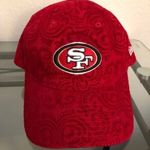 New Era 49ers Hat Paisley Print Women’s Red San Francisco Forty Niners NFL Hat